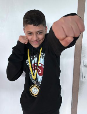 Hamza médaille d'or de boxe anglaise